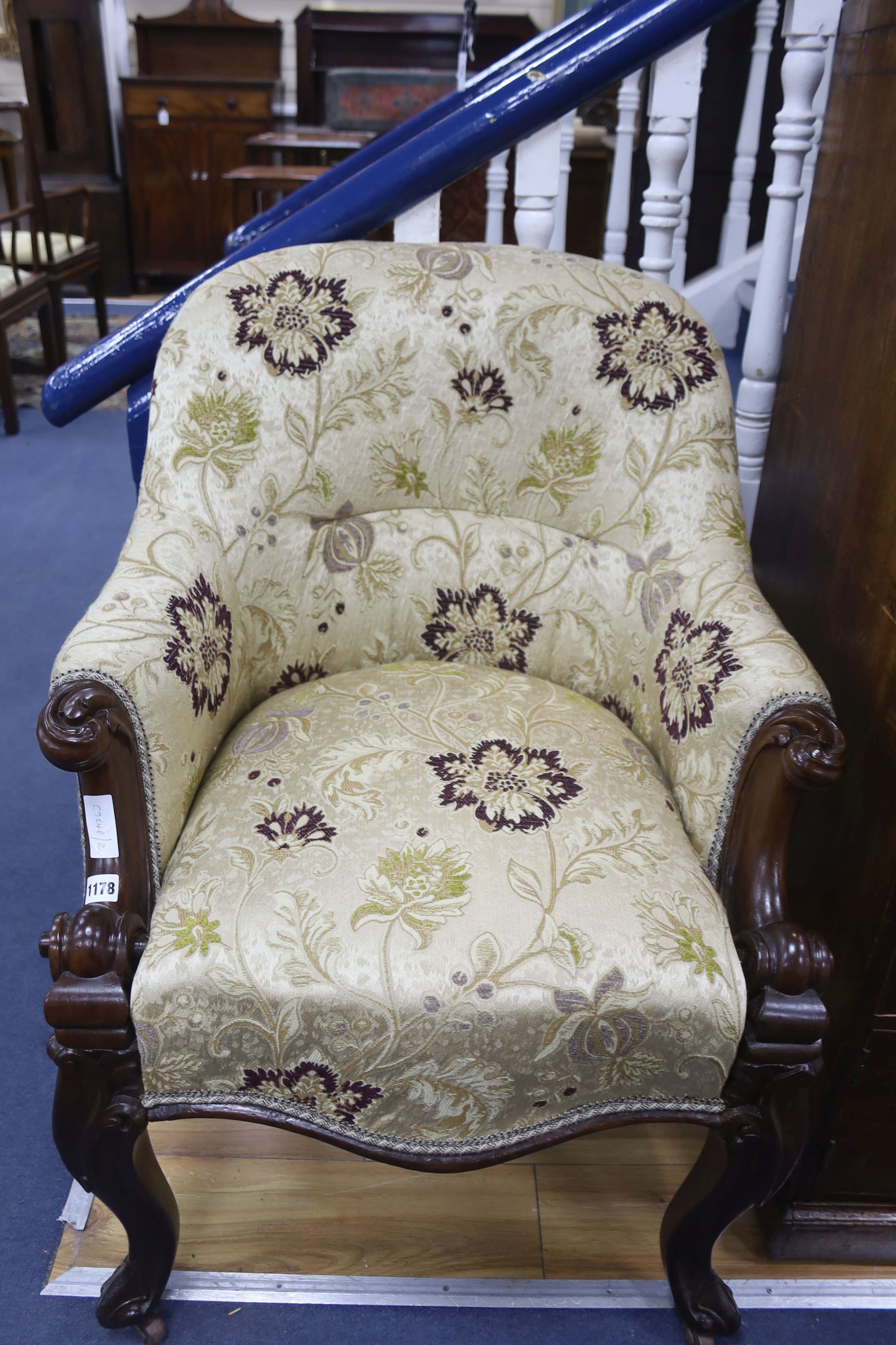 A Victorian carved mahogany armchair, width 64cm, depth 70cm, height 88cm